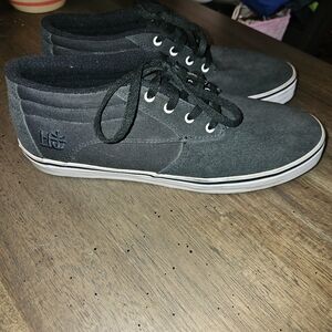 3/30.00. Mens Habitat Footwear Skate Type Shoes